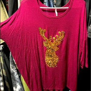 Flowy holiday top. Deer head sequined